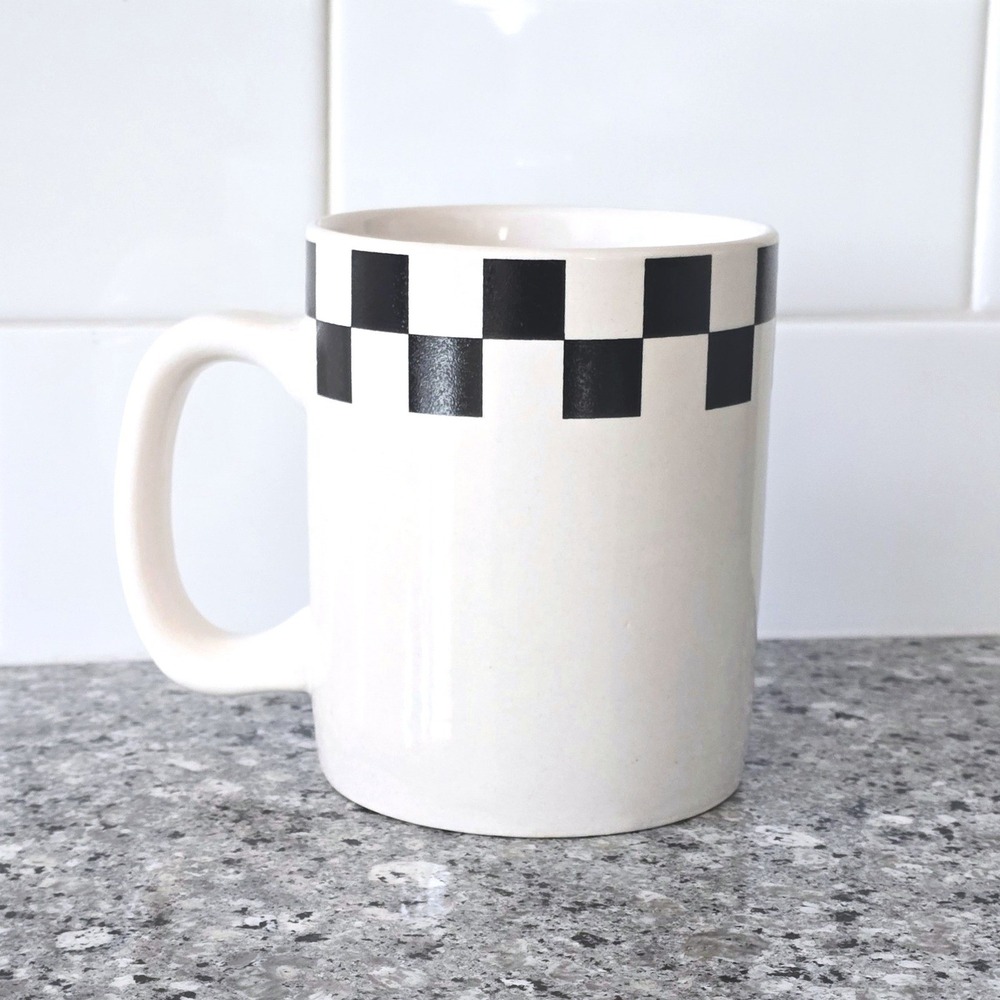 NASCAR Dale Earnhardt #3 Goodwrench Mug Driver Collection White Checkered Flag - Picture 3 of 8